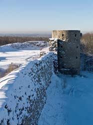 Видс Северной башни на северную стену и Среднюю башню
